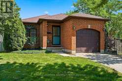 70 MAXINE COURT | Komoka Ontario | Slide Image One
