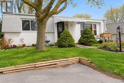 35 PEBBLE BEACH PARKWAY | Grand Bend Ontario | Slide Image Three