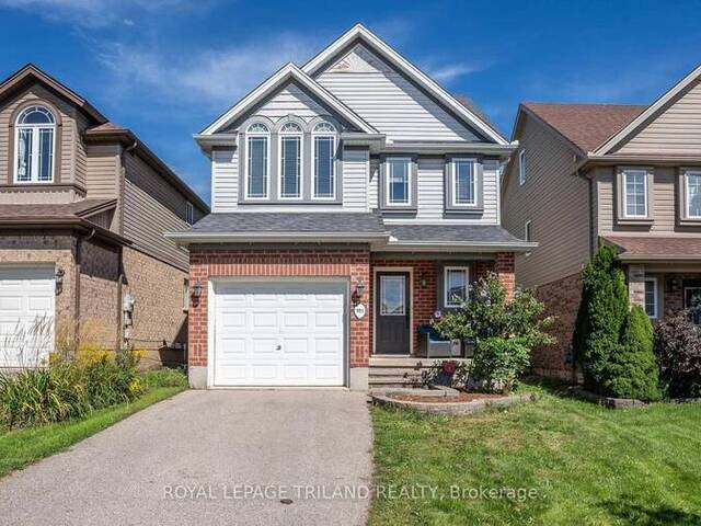 994 MAPLERIDGE STREET London Ontario, N6H 0A6 - 3 Bedrooms Home For Sale