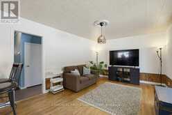 3 PARKSIDE DRIVE | St. Thomas Ontario | Slide Image Ten