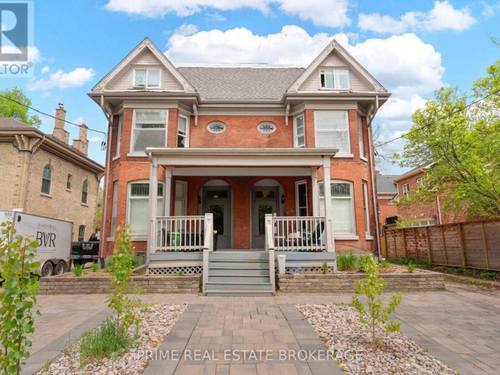 500-502 COLBORNE STREET, London, Ontario N6B 2T5