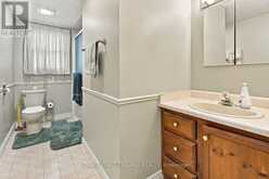 15 MEDWAY CRESCENT | London Ontario | Slide Image Nine