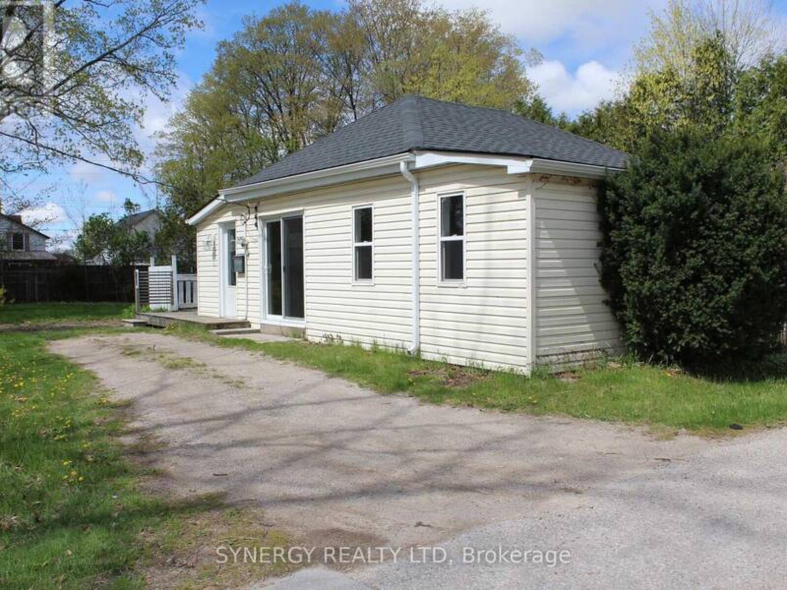 30 MILL LANE, Strathroy-Caradoc, Ontario N7G 2J4