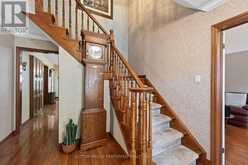 1035 DEARNESS DRIVE | London Ontario | Slide Image Fourteen