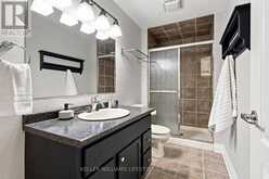 3327 SETTLEMENT TRAIL | London Ontario | Slide Image Thirty-one