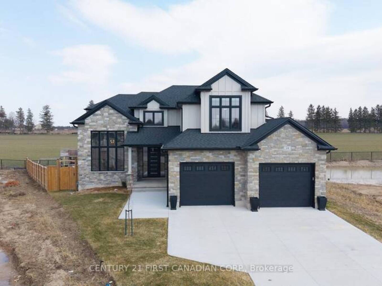 24 POSTMA CRESCENT, North Middlesex, Ontario N0M 1A0