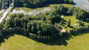 4191 CARRIAGE ROAD | Strathroy-Caradoc Ontario | Slide Image Thirty