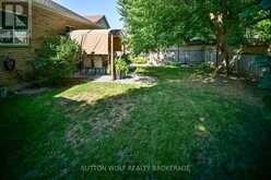 95 MIDDLESEX DRIVE | Strathroy-Caradoc Ontario | Slide Image Ten