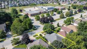 95 MIDDLESEX DRIVE | Strathroy-Caradoc Ontario | Slide Image Forty-six