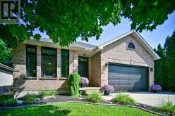 95 MIDDLESEX DRIVE | Strathroy-Caradoc Ontario | Slide Image Four