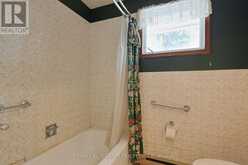 194 WEST PARK DRIVE | Parkhill Ontario | Slide Image Twenty-one
