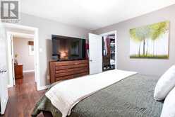 11 OUTER DRIVE | London Ontario | Slide Image Sixteen