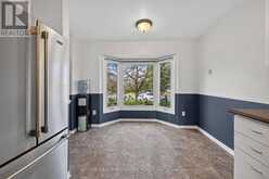 185 MARTINET AVENUE | London Ontario | Slide Image Eight