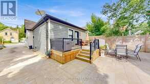 228 RIVERSIDE DRIVE | London Ontario | Slide Image Thirty-one