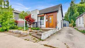 228 RIVERSIDE DRIVE | London Ontario | Slide Image Three