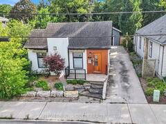 228 RIVERSIDE DRIVE London Ontario, N6H 1E6