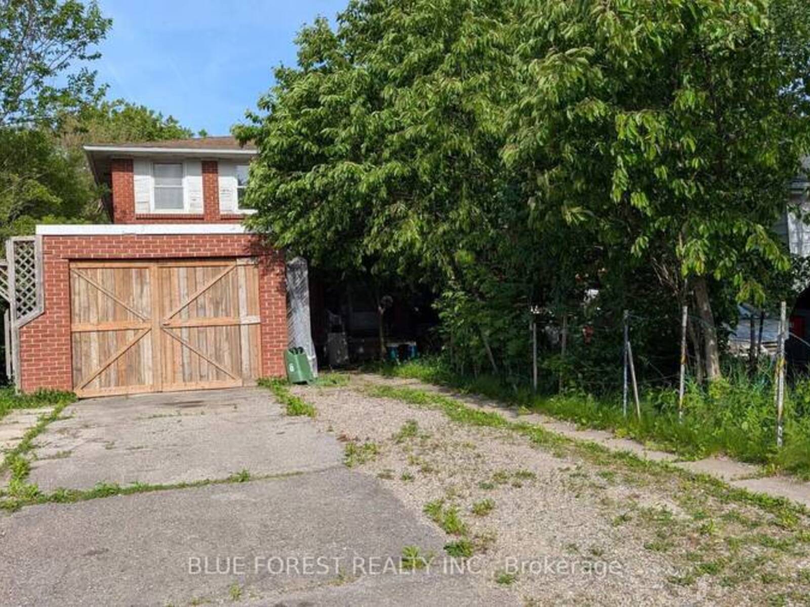 112 MARLBOROUGH AVENUE, London, Ontario N5Z 3S6