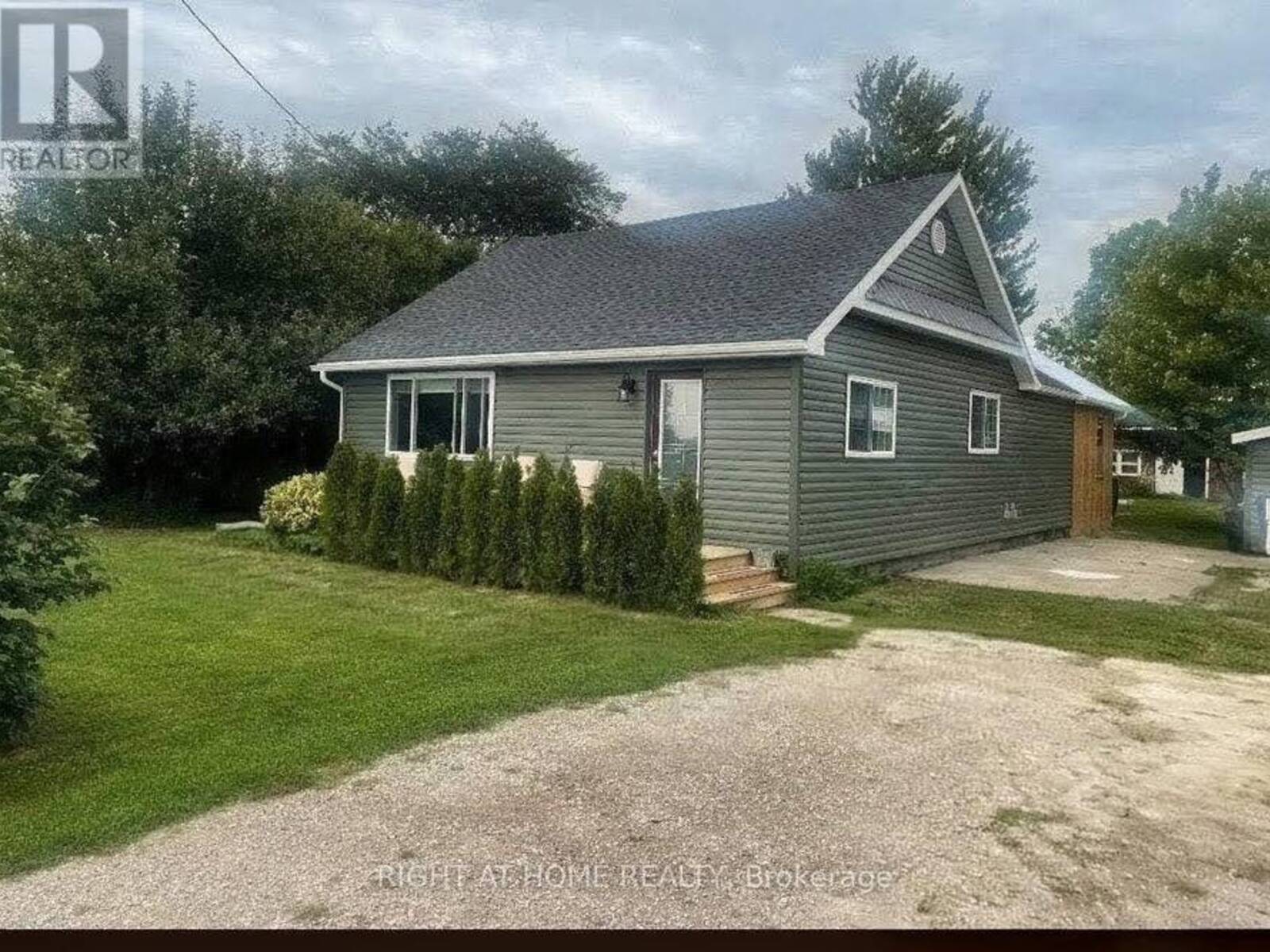 7231 BASELINE ROAD E, Wallaceburg, Ontario N8A 4L3