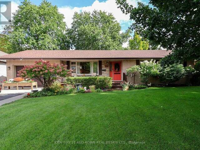 359 OAK AVENUE Strathroy-Caradoc Ontario, N7G 3A9 - 3 Bedrooms Home For Sale