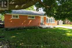 11 MARCHANT STREET | Aylmer Ontario | Slide Image Five