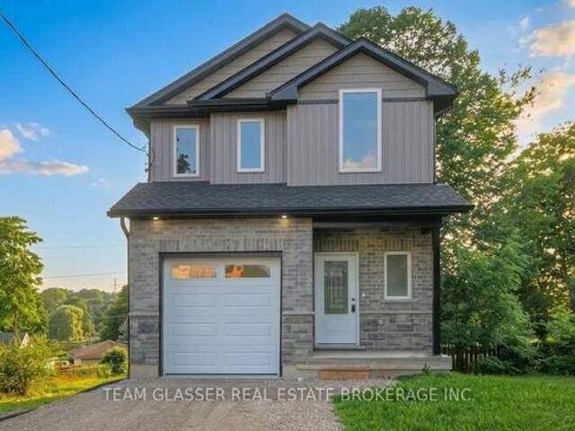 132 DOVER STREET Woodstock Ontario, N4S 3M1 - 3 Bedrooms Home For Sale