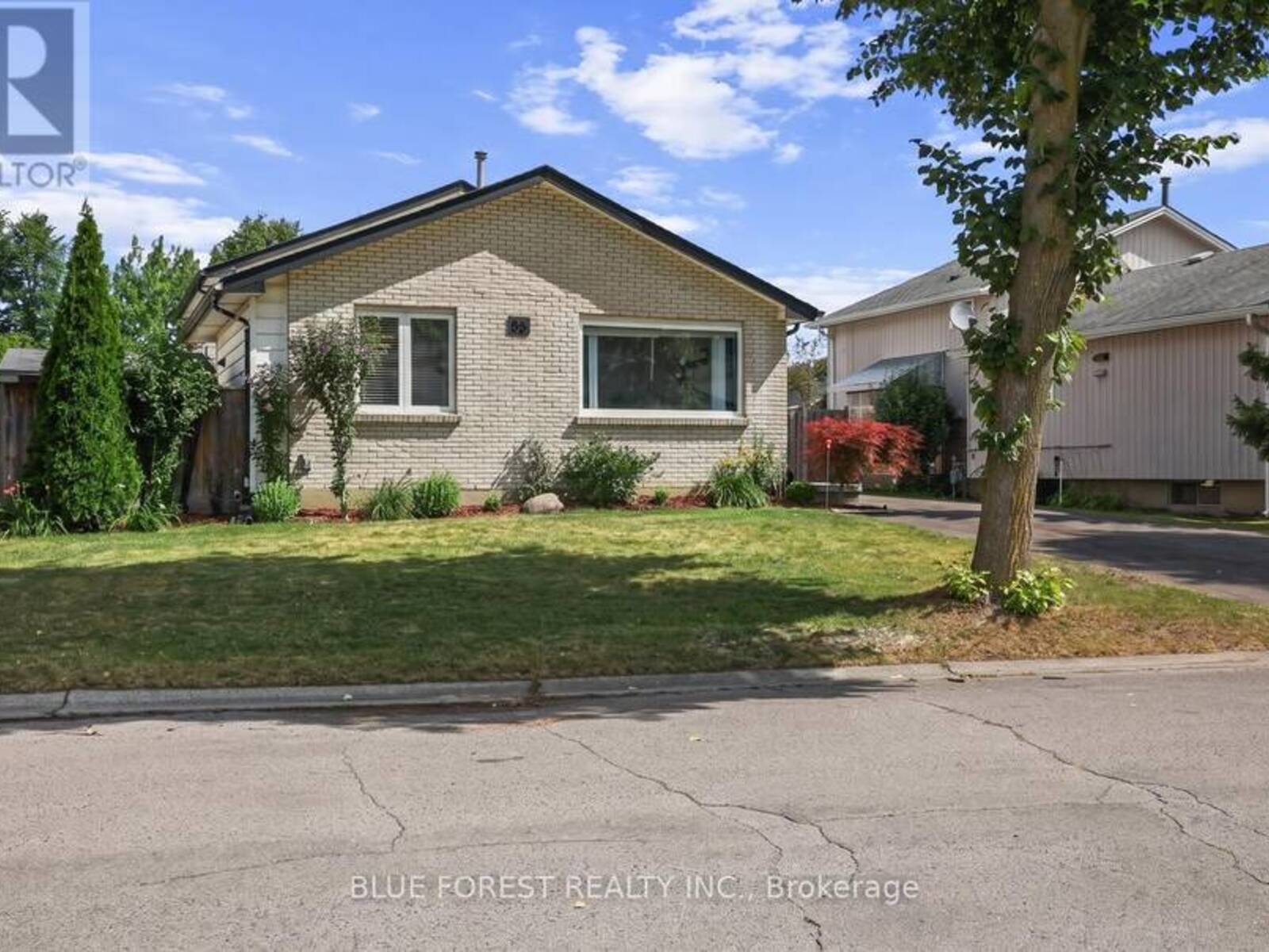55 ARCHER CRESCENT, London, Ontario N6E 2A4
