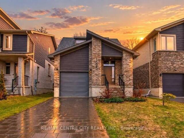 1625 VALHALLA STREET London Ontario, N6G 0V2 - 2 Bedrooms Home For Sale
