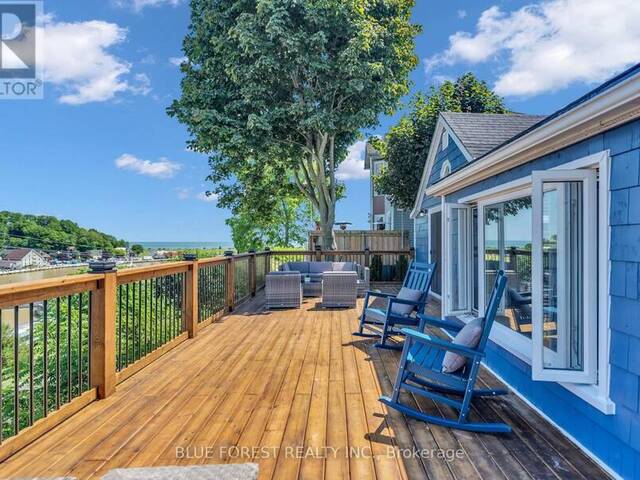 213 WILLIAM STREET Port Stanley Ontario, N5L 1C5 - 2 Bedrooms Waterfront Home For sale