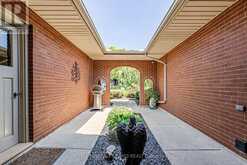 189 HUNTINGTON CRESCENT | Thames Centre Ontario | Slide Image Two