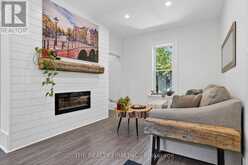 17 WOODWARD AVENUE | London Ontario | Slide Image Nineteen