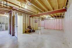 90 ROWE AVENUE | Exeter Ontario | Slide Image Twelve