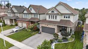 419 BLACKACRES BOULEVARD | London Ontario | Slide Image Three