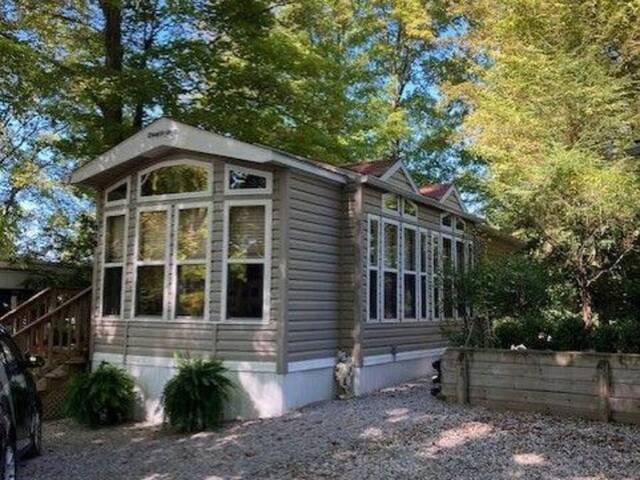 118 - 76735 WILDWOOD LINE Bayfield Ontario, N0M 1G0 - 1 Bedroom Home For Sale