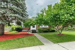 123 1/2 MYRTLE STREET | St. Thomas Ontario | Slide Image Five