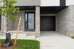 2927 PETTY ROAD | London Ontario | Slide Image Four