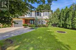32 HUNTER WOODS CRESCENT | London Ontario | Slide Image One