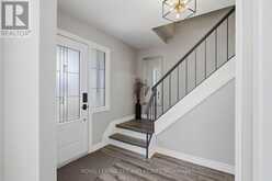 32 HUNTER WOODS CRESCENT | London Ontario | Slide Image Six