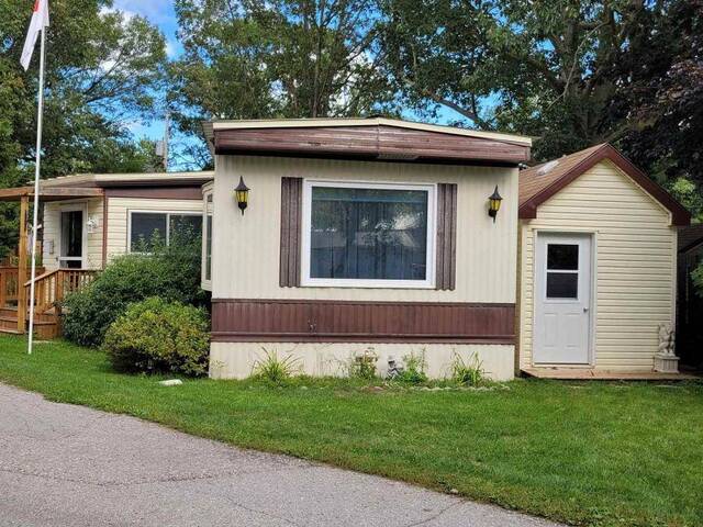 5 - 9839 LAKESHORE ROAD Grand Bend Ontario, N0M 1T0 - 2 Bedrooms Home For Sale