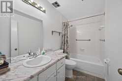98 SHAVIAN BOULEVARD | London Ontario | Slide Image Thirty-six