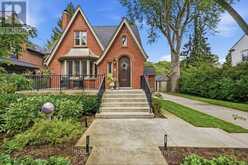 224 BASE LINE ROAD E | London Ontario | Slide Image Two