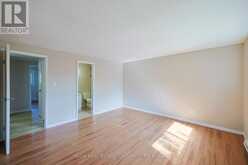253 HAMPTON AVENUE | Sarnia Ontario | Slide Image Twelve