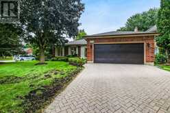 1624 HASTINGS DRIVE | London Ontario | Slide Image Two