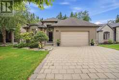 21 CAVERHILL CRESCENT | Komoka Ontario | Slide Image One