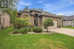 21 CAVERHILL CRESCENT | Komoka Ontario | Slide Image Two