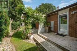 581 GALWAY DRIVE | Burlington Ontario | Slide Image Thirty-two