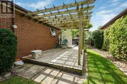 581 GALWAY DRIVE | Burlington Ontario | Slide Image Thirty-three
