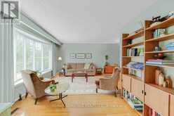 581 GALWAY DRIVE | Burlington Ontario | Slide Image Eight