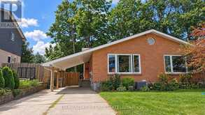196 SOUTHFIELD DRIVE | Strathroy-Caradoc Ontario | Slide Image Three