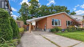 196 SOUTHFIELD DRIVE | Strathroy-Caradoc Ontario | Slide Image Four