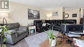 196 SOUTHFIELD DRIVE | Strathroy-Caradoc Ontario | Slide Image Seven